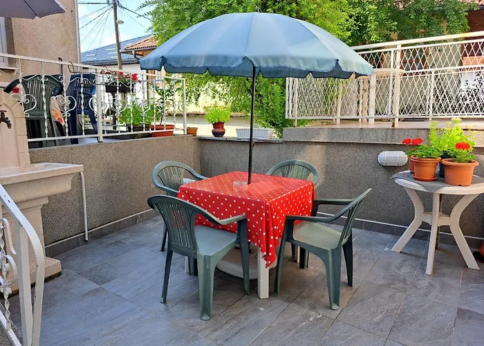 Slatki Dom 2 * 塞拉耶佛